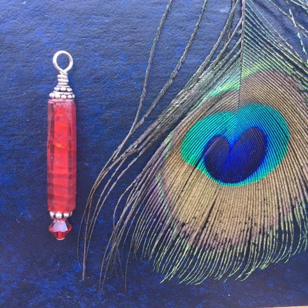 310: Red Venetian Glass Icicle Pendant